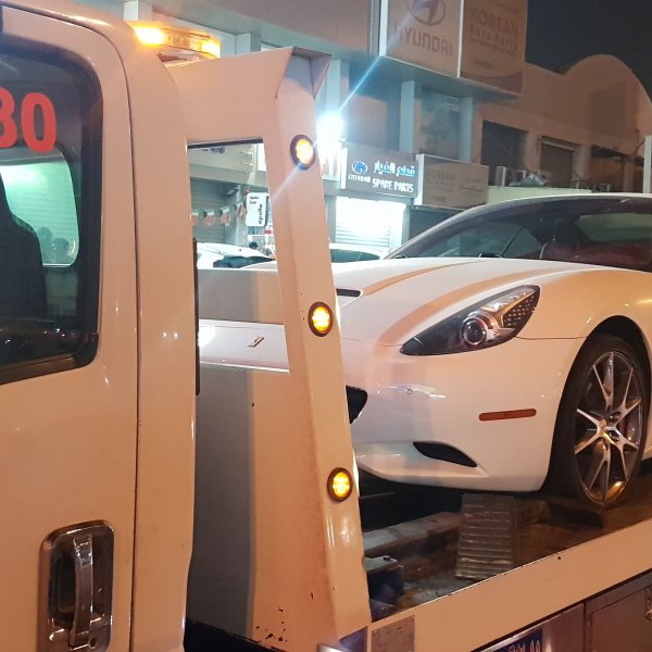 السالمية ونش سطحة 98584455